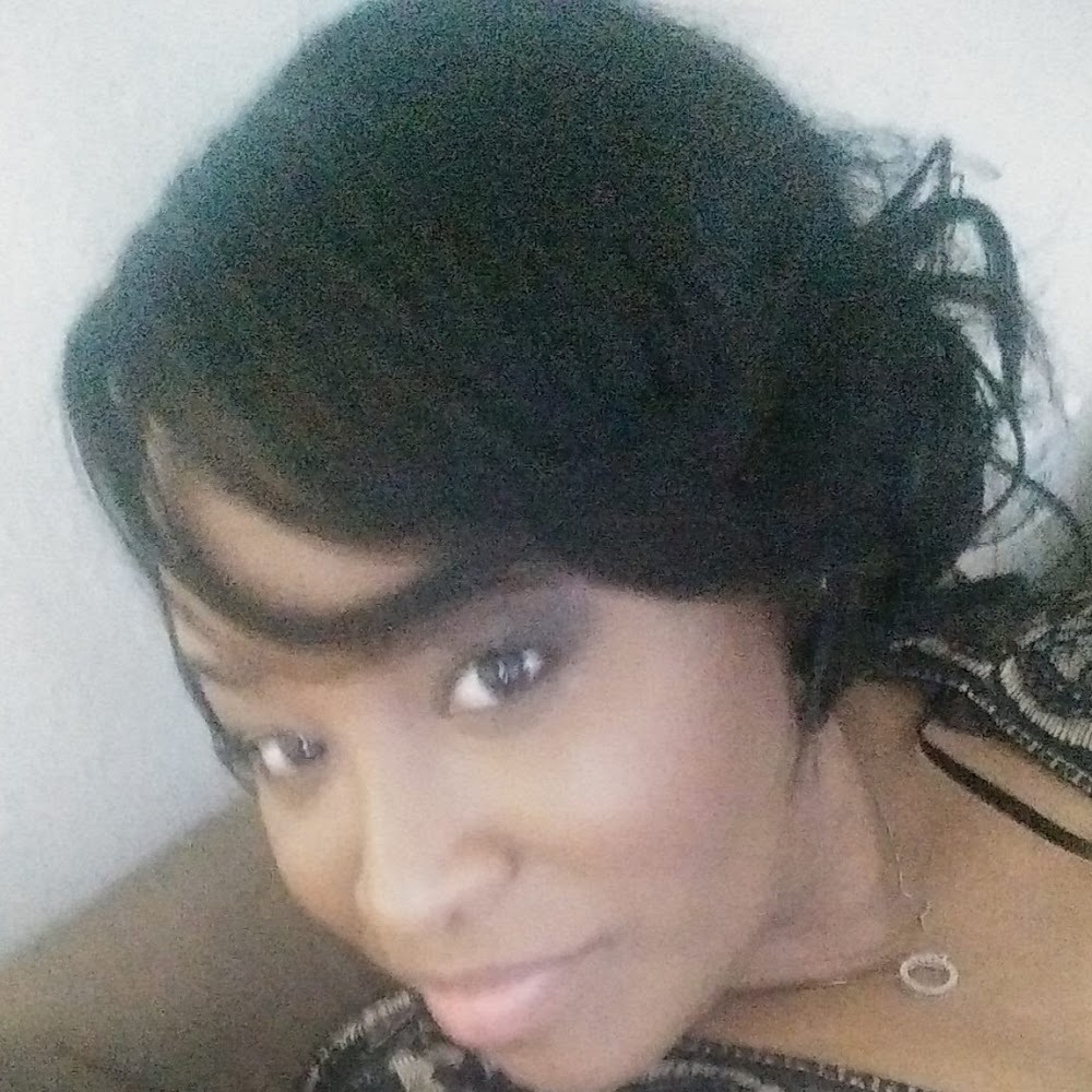 Meet your Posher, Antoinette